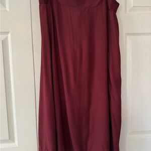 Old Navy Women's A-Line Skirt in Burgundy